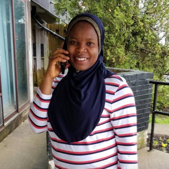 Meet your Posher, Fatimoh - Picture 1 of 1